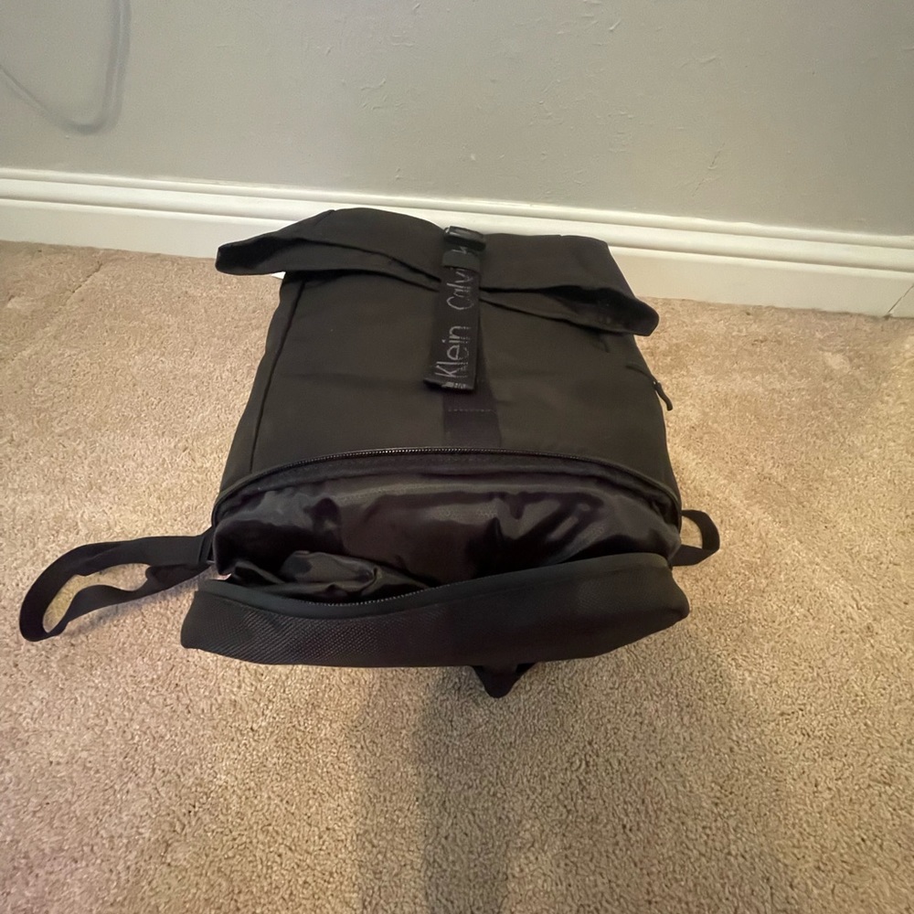 BRAND NEW Calvin Klein Performance Backpack - Picture 5 of 13